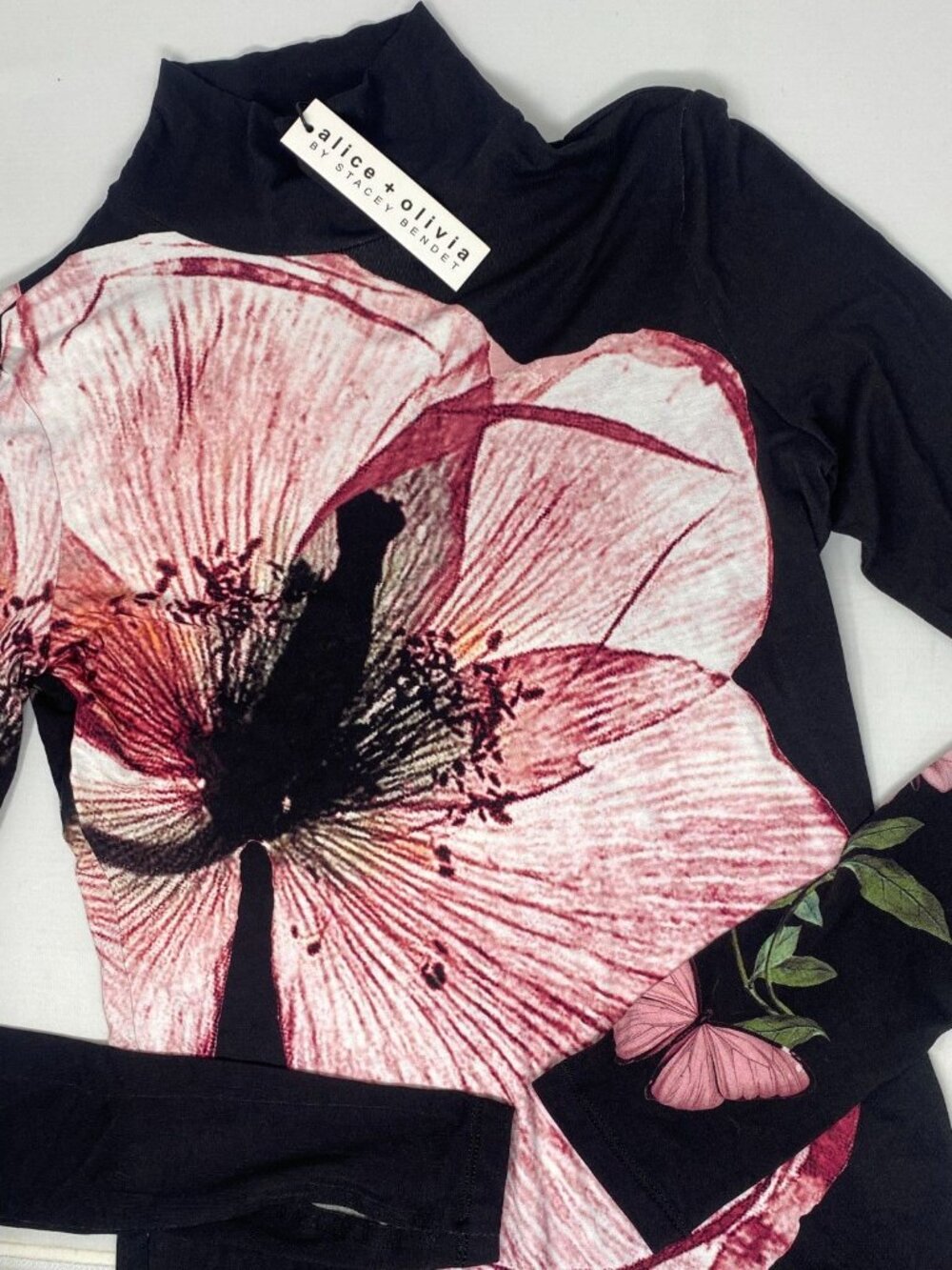 Alice + Olivia Delaina Luna Floral Turtleneck Top Small NWT - Picture 7 of 11